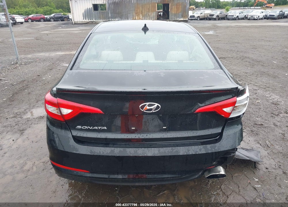 2016 HYUNDAI SONATA VIN: 5NPE24AF5GH296494