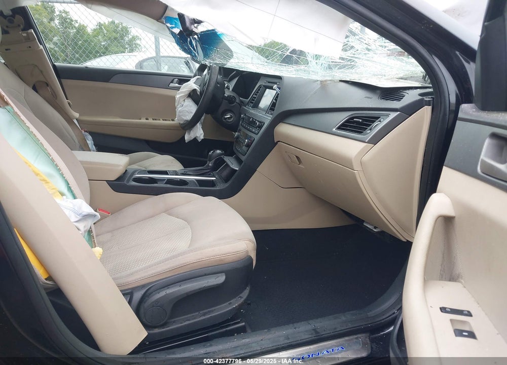 2016 HYUNDAI SONATA VIN: 5NPE24AF5GH296494