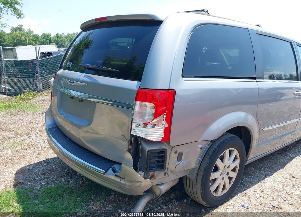 2014 CHRYSLER TOWN & COUNTRY TOURING VIN: 2C4RC1BG3ER442752