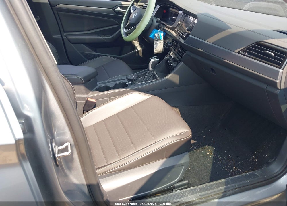 2023 VOLKSWAGEN JETTA VIN: 3VW7M7BU5PM025914