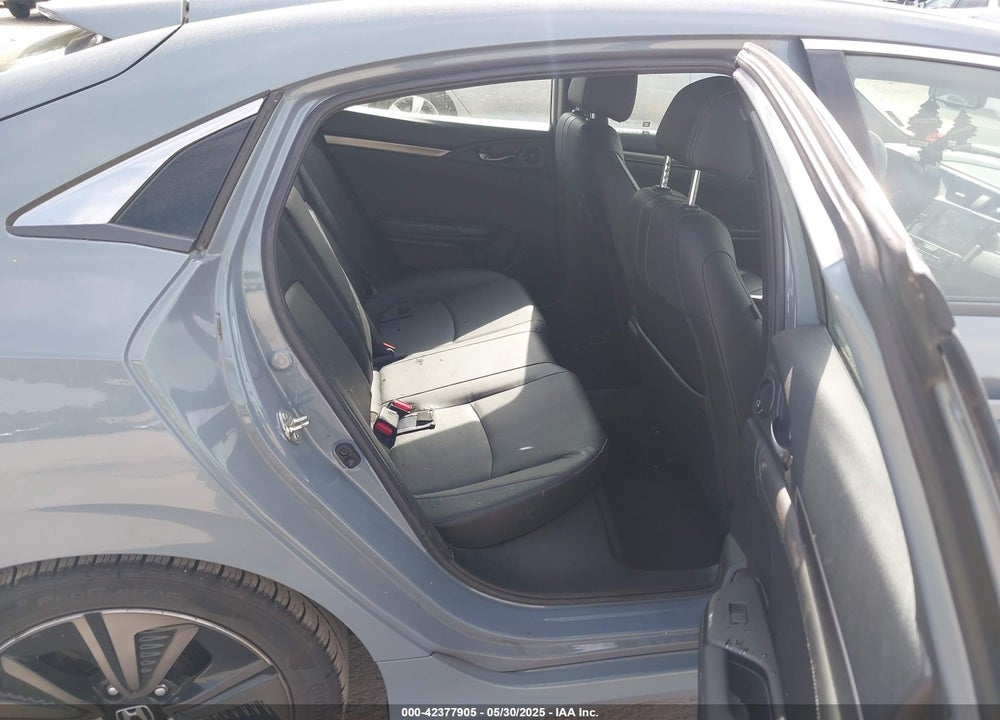 2018 HONDA CIVIC VIN: SHHFK7H71JU401251