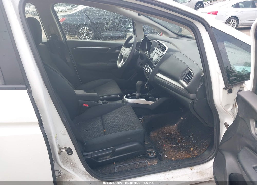 2015 HONDA FIT LX VIN: 3HGGK5H51FM752870