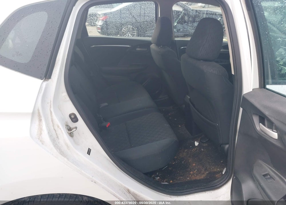 2015 HONDA FIT LX VIN: 3HGGK5H51FM752870