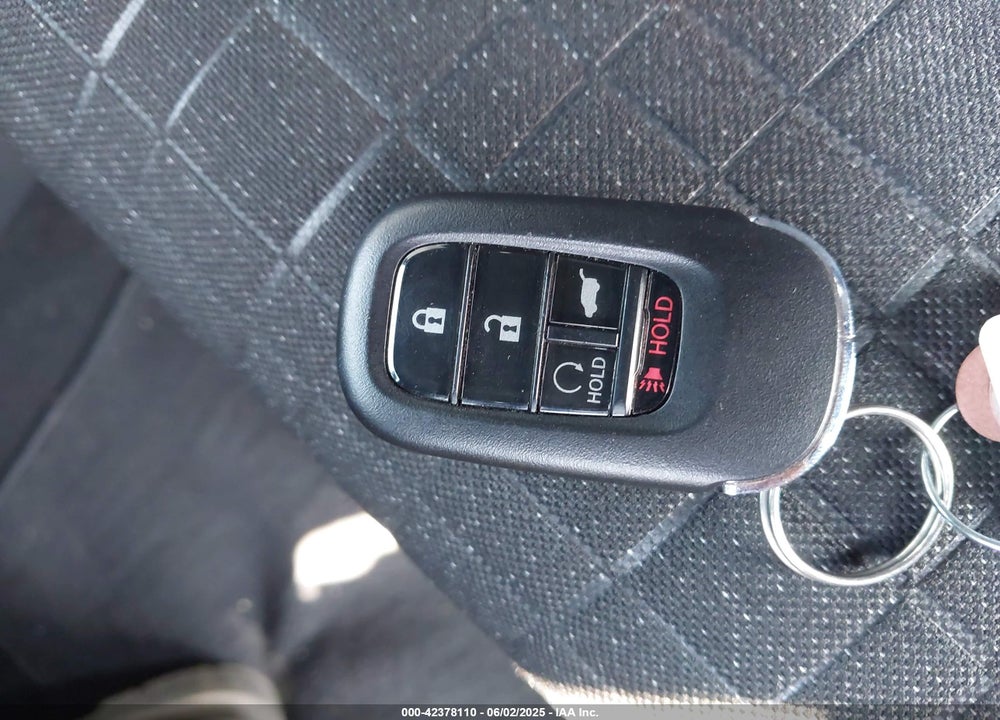 2025 HONDA HR-V VIN: 3CZRZ2H54SM753405