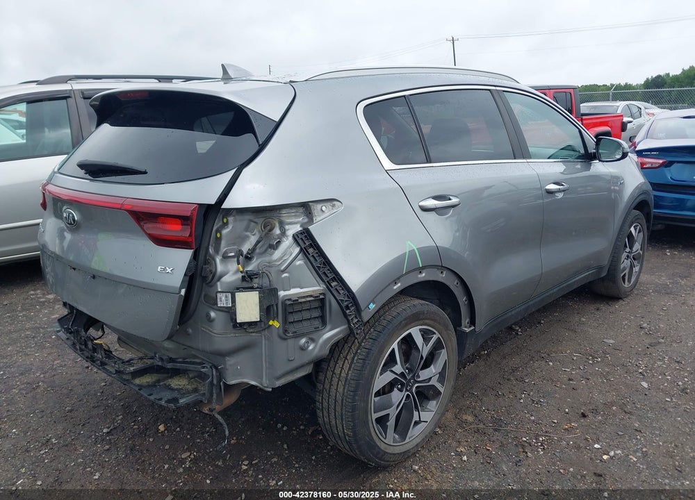 2020 KIA SPORTAGE EX VIN: KNDPNCAC8L7754849