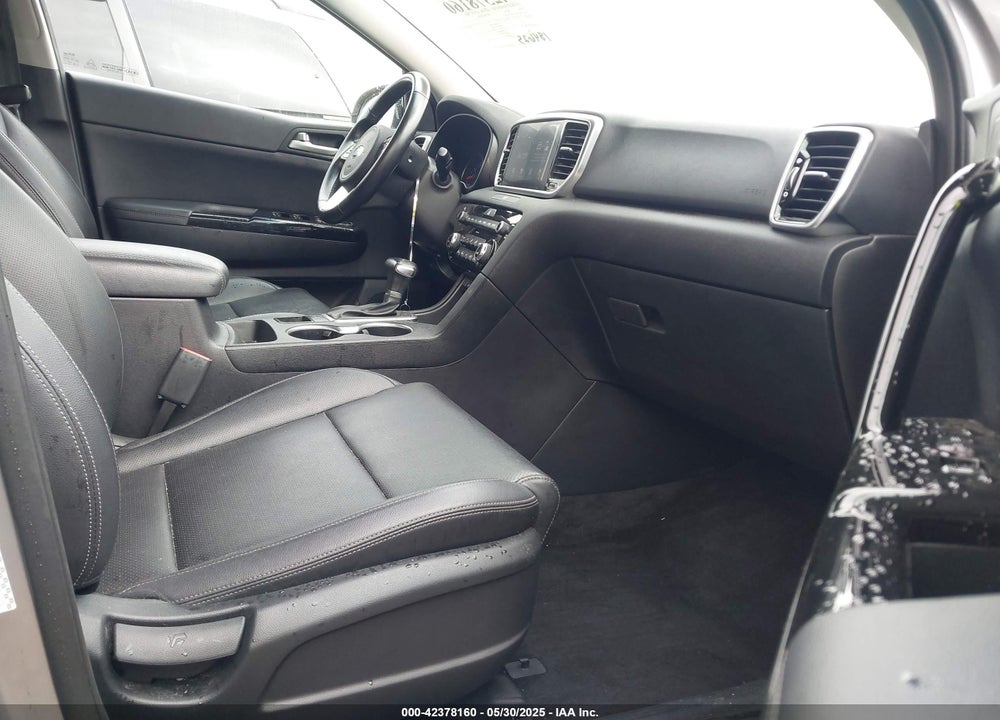 2020 KIA SPORTAGE EX VIN: KNDPNCAC8L7754849
