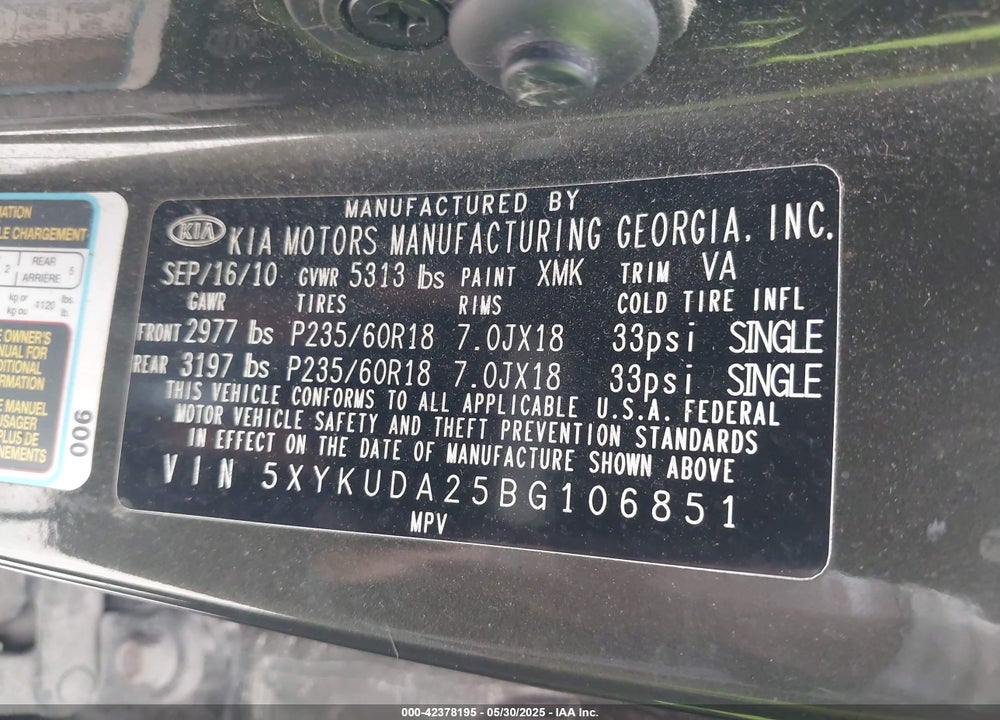 2011 KIA SORENTO VIN: 5XYKUDA25BG106851