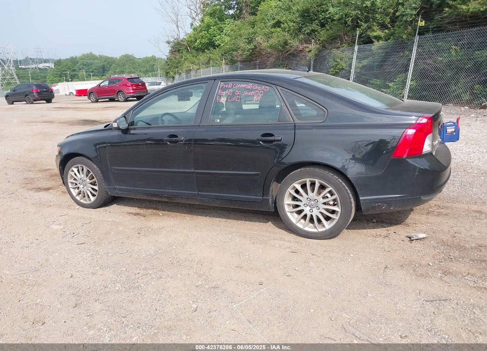 2009 VOLVO S40 VIN: YV1MS390492462962