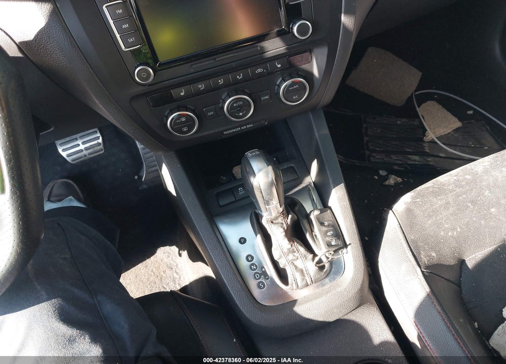 2013 VOLKSWAGEN JETTA GLI AUTOBAHN VIN: 3VW4A7AJ9DM381412