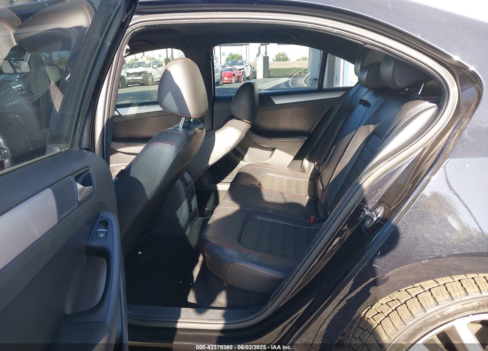 2013 VOLKSWAGEN JETTA GLI AUTOBAHN VIN: 3VW4A7AJ9DM381412