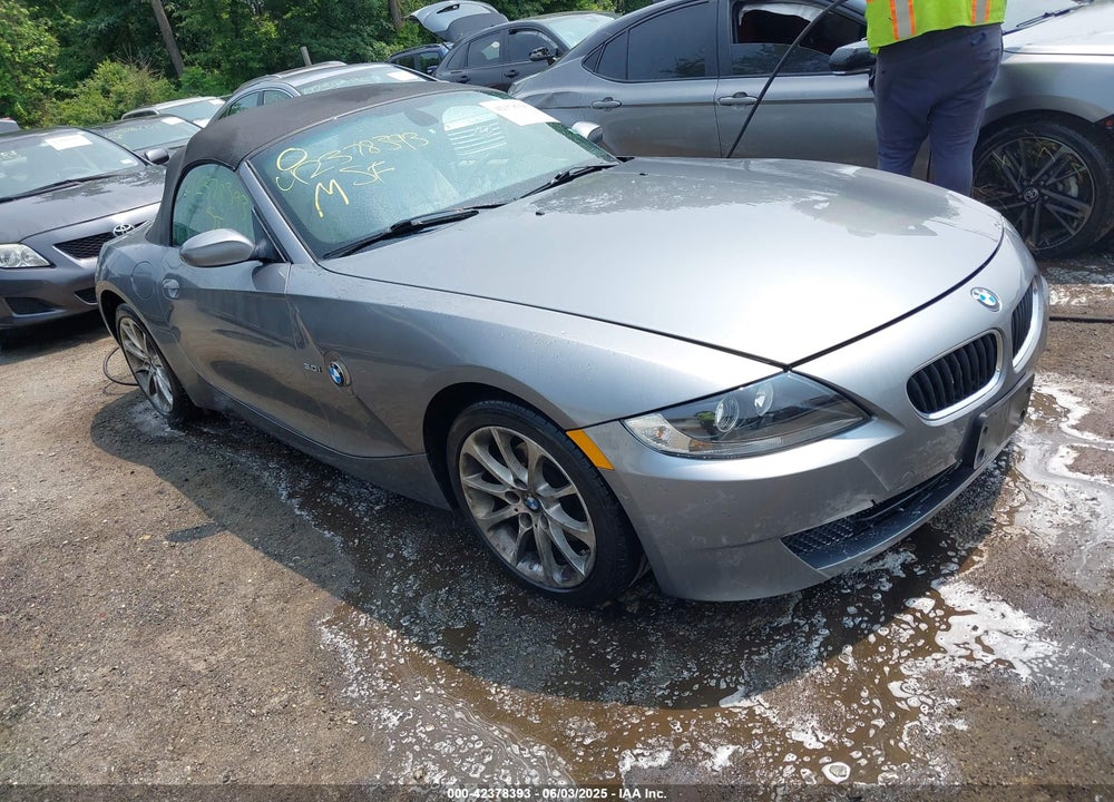 2008 BMW Z4 3.0I VIN: 4USBU33578LW76181