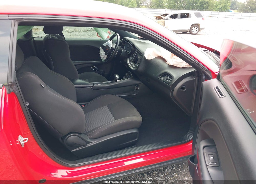 2020 DODGE CHALLENGER VIN: 2C3CDZBT5LH183882