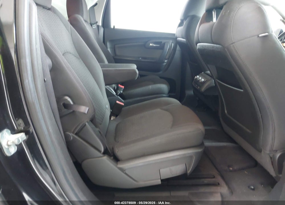 2012 CHEVROLET TRAVERSE 1LT VIN: 1GNKRGED8CJ187481