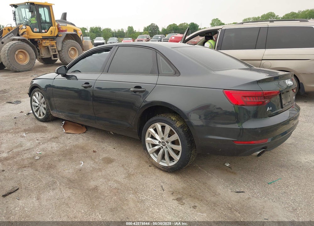2017 AUDI A4 VIN: WAUANAF4XHN007622