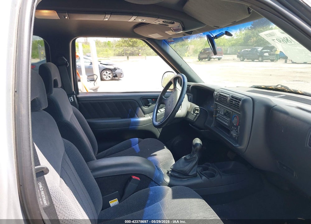 1997 CHEVROLET BLAZER LS VIN: 1GNDT13W0V2244474