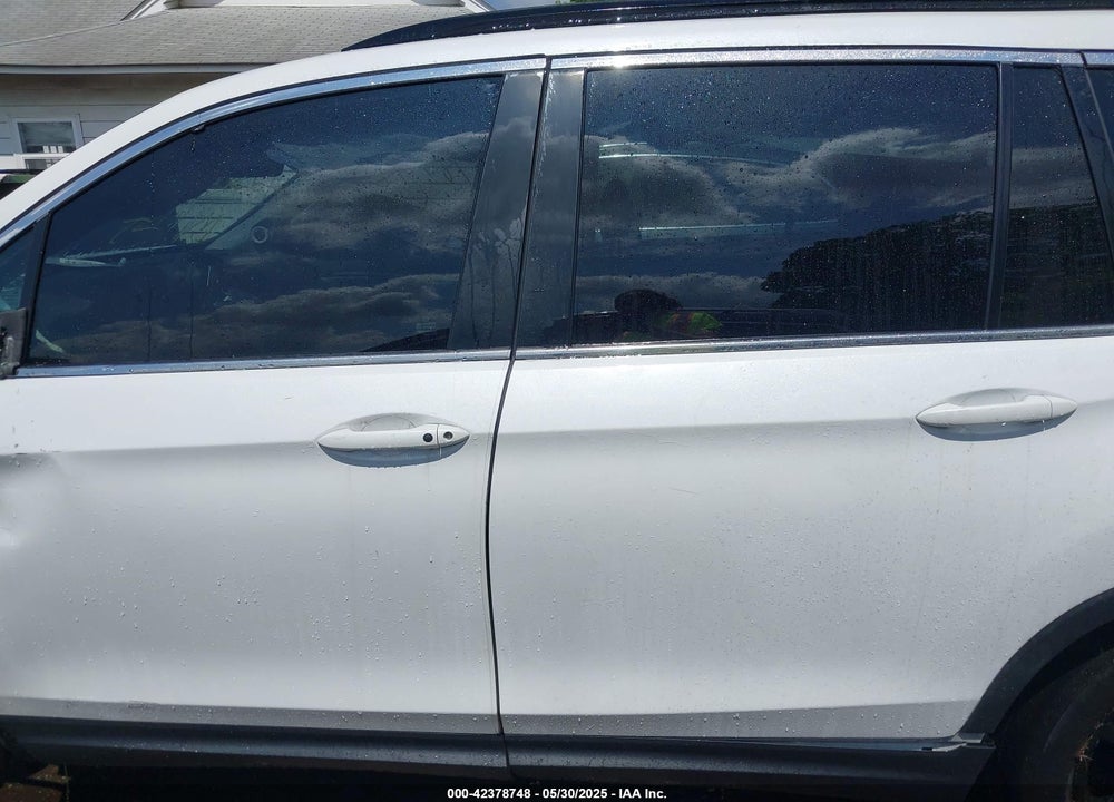 2022 HONDA PILOT VIN: 5FNYF6H25NB067356