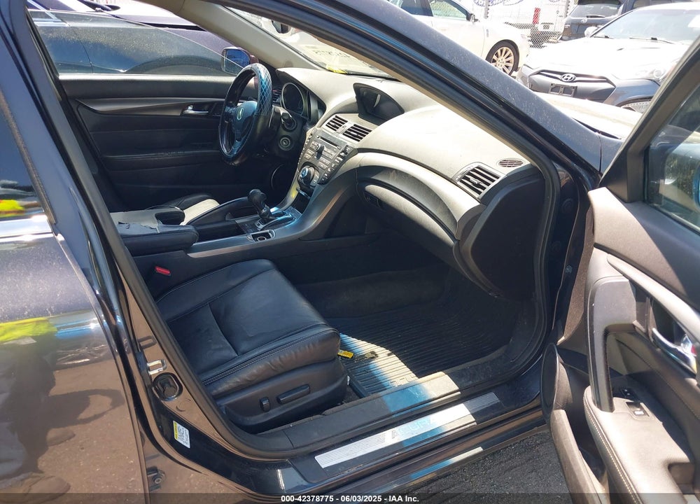 2012 ACURA TL VIN: 19UUA9F27CA008625