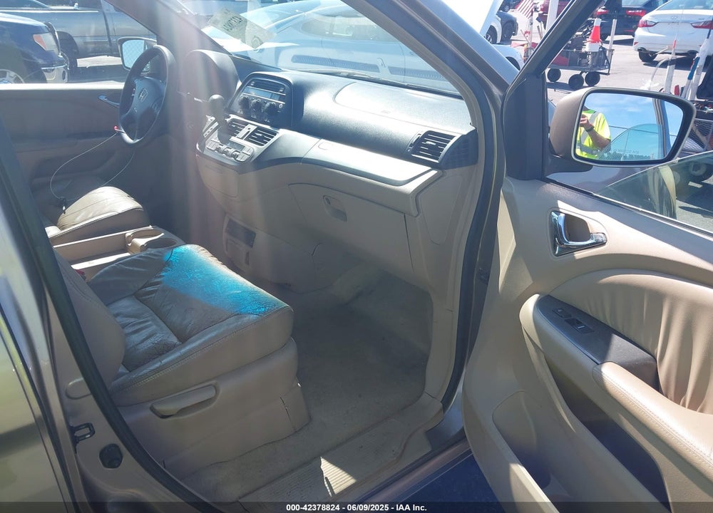 2005 HONDA ODYSSEY EX-L VIN: 5FNRL38735B111376
