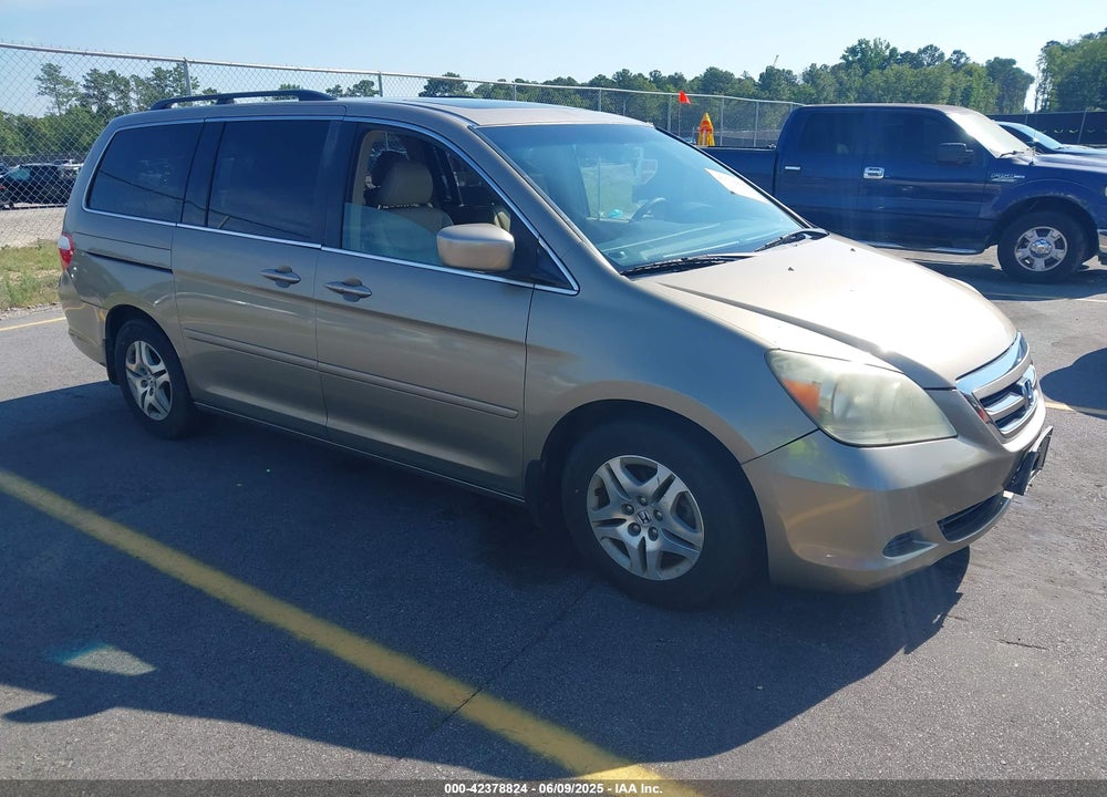 2005 HONDA ODYSSEY EX-L VIN: 5FNRL38735B111376