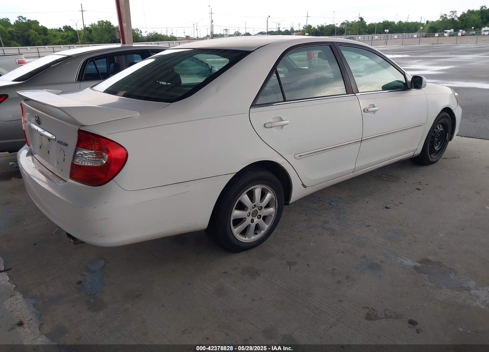 2004 TOYOTA CAMRY XLE VIN: 4T1BE32K84U327492