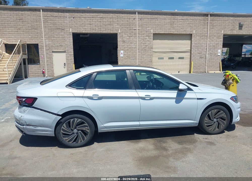 2019 VOLKSWAGEN JETTA SEL PREMIUM VIN: 3VWG57BU8KM040476