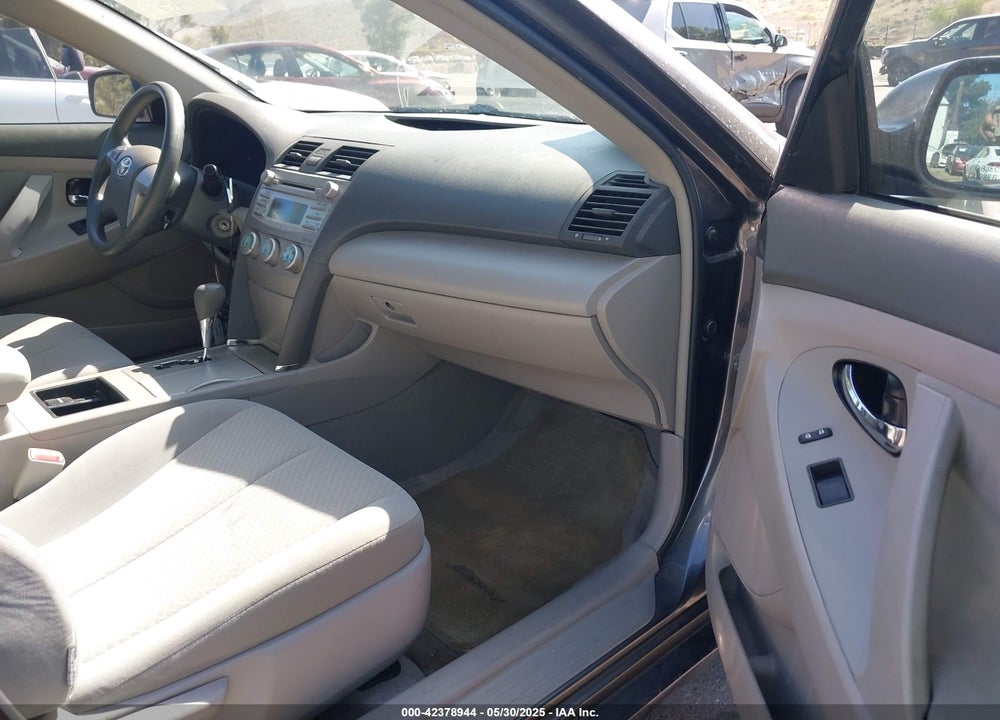 2008 TOYOTA CAMRY LE VIN: 4T4BE46K98R045700