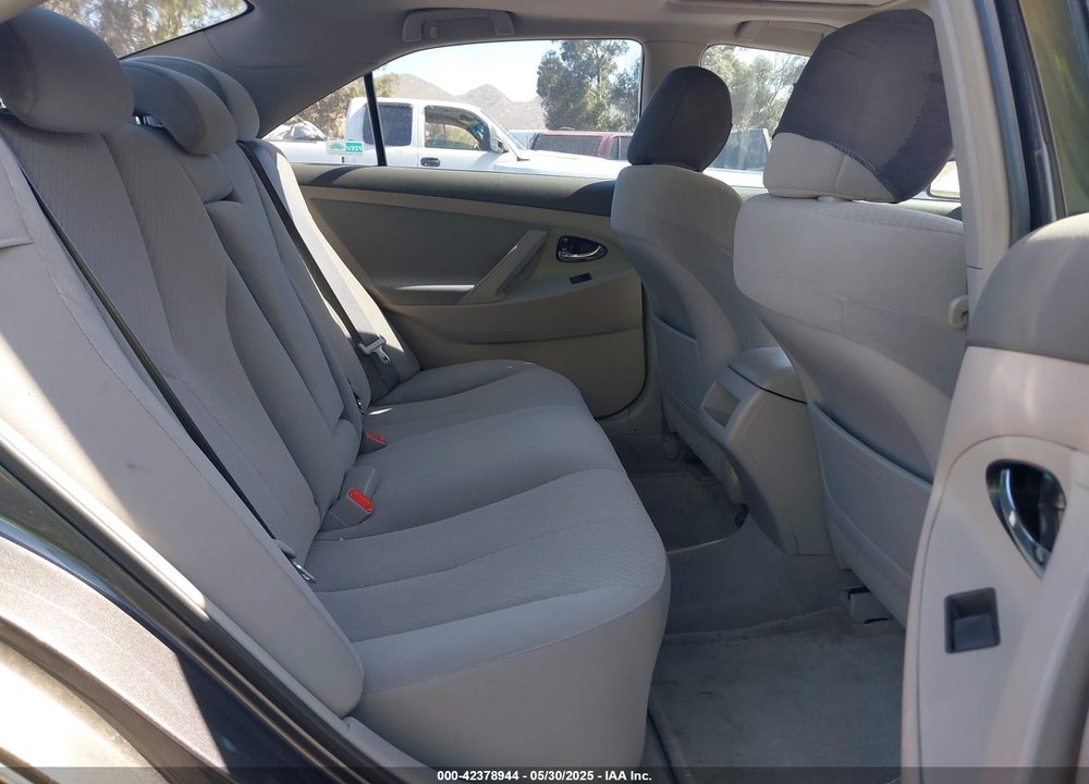 2008 TOYOTA CAMRY LE VIN: 4T4BE46K98R045700
