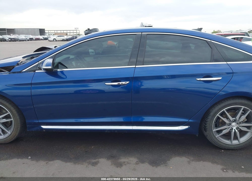 2015 HYUNDAI SONATA VIN: 5NPE34AB1FH074639