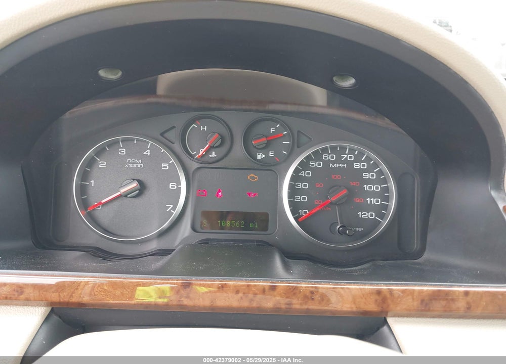 2005 FORD FIVE HUNDRED SEL VIN: 1FAFP27175G111827