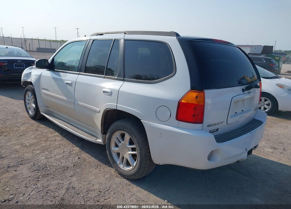 2008 GMC ENVOY DENALI VIN: 1GKET63M982135609