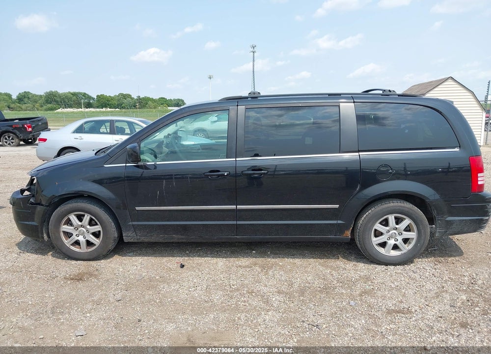 2010 CHRYSLER TOWN & COUNTRY TOURING VIN: 2A4RR5D16AR152993