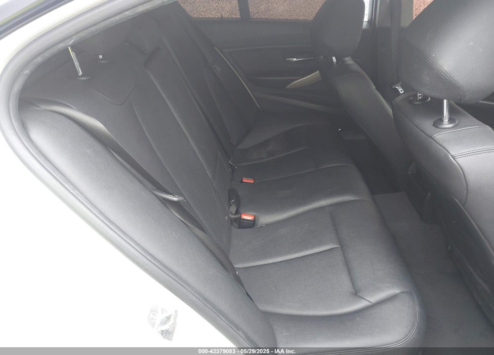 2017 BMW 320 VIN: WBA8E1G37HNU16875