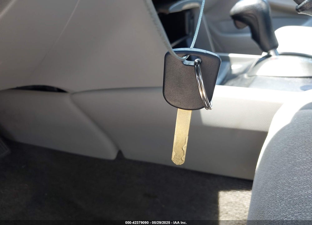 2010 HONDA ACCORD VIN: 1HGCP2F34AA101559