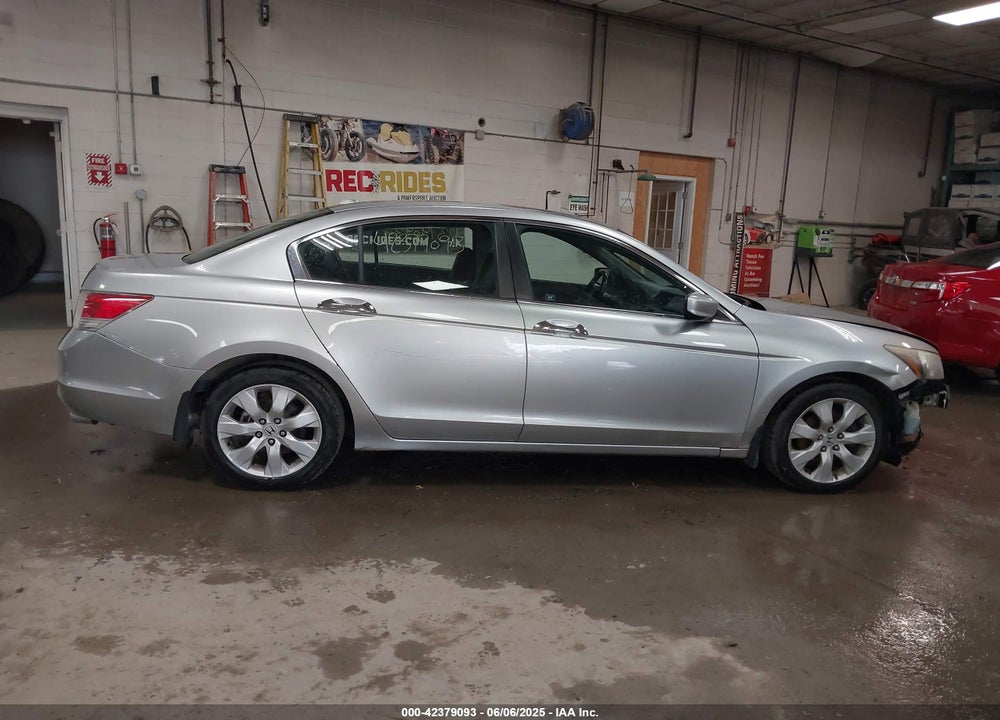 2008 HONDA ACCORD VIN: 1HGCP36898A051768
