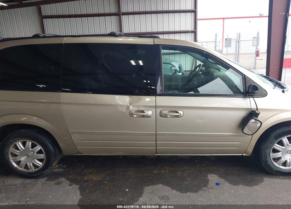 2004 CHRYSLER TOWN & COUNTRY TOURING VIN: 2C4GP54L14R599739