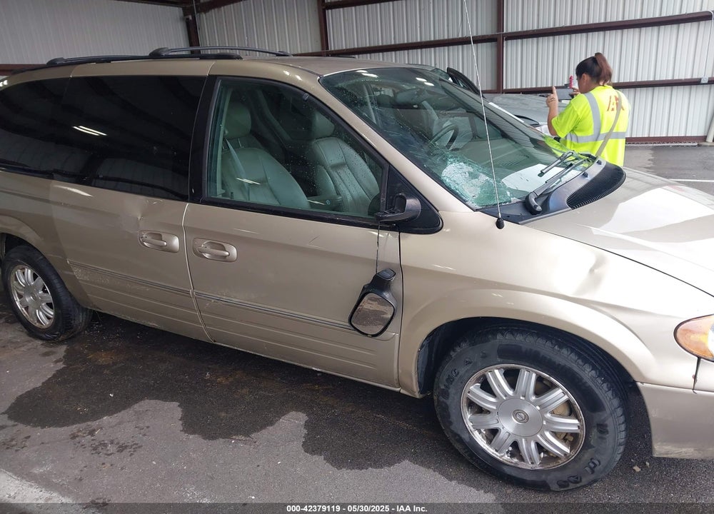 2004 CHRYSLER TOWN & COUNTRY TOURING VIN: 2C4GP54L14R599739