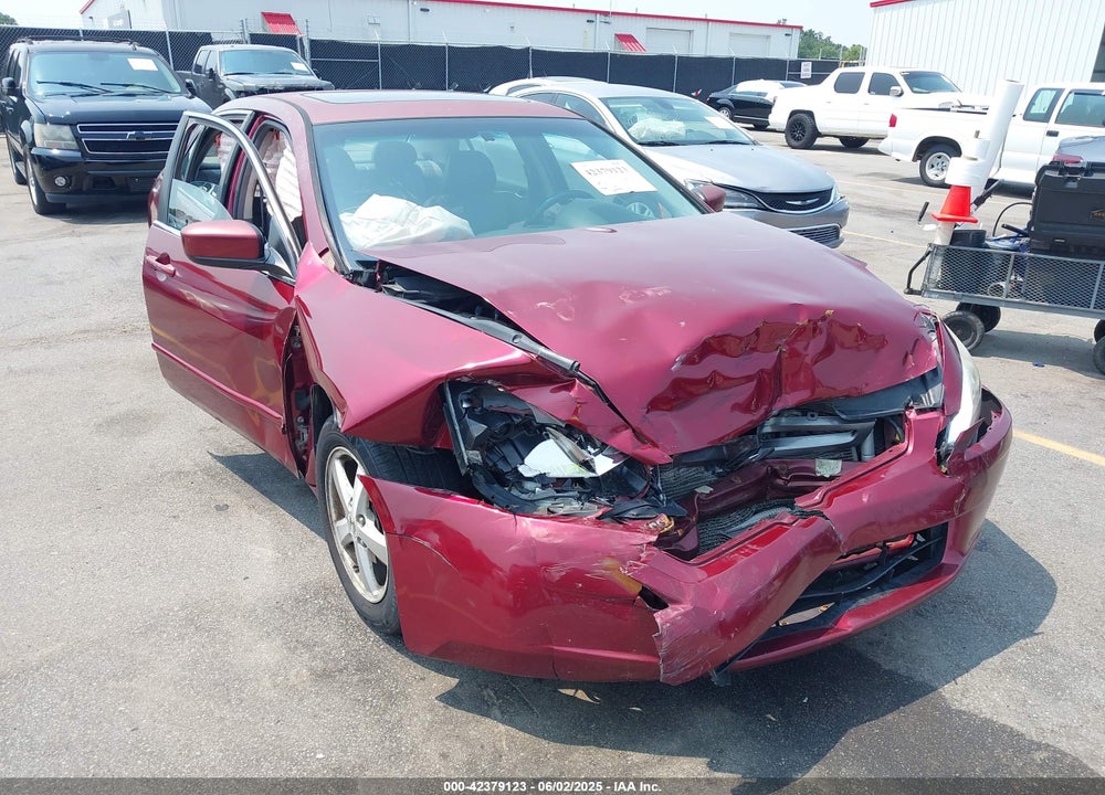 2004 HONDA ACCORD EX VIN: 1HGCM56824A101912