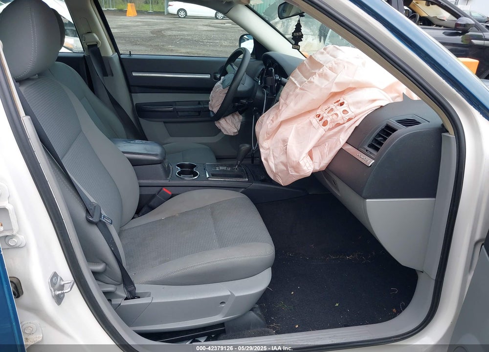 2008 DODGE CHARGER VIN: 2B3KA33GX8H174487