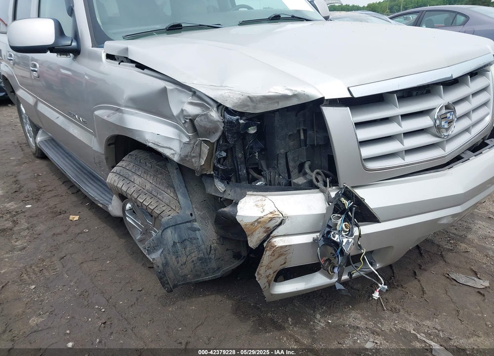 2004 CADILLAC ESCALADE STANDARD VIN: 1GYEK63N94R300612