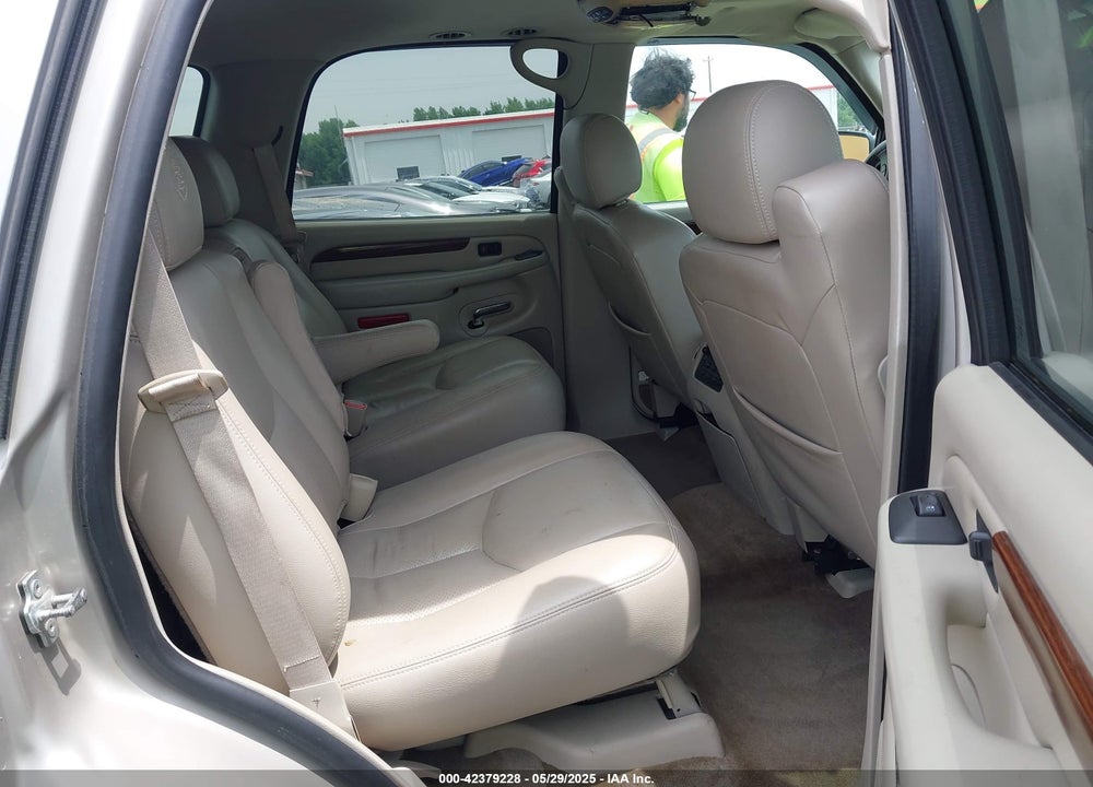 2004 CADILLAC ESCALADE STANDARD VIN: 1GYEK63N94R300612