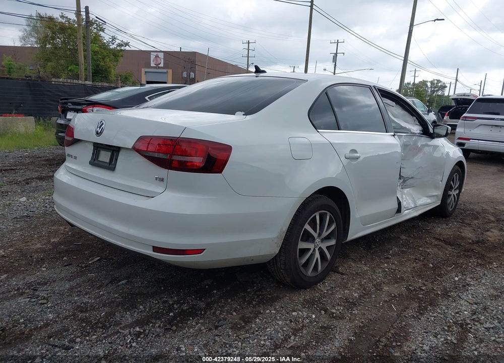 2017 VOLKSWAGEN JETTA 1.4T SE VIN: 3VWDB7AJ8HM255190