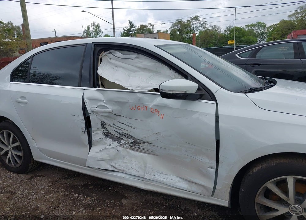 2017 VOLKSWAGEN JETTA 1.4T SE VIN: 3VWDB7AJ8HM255190