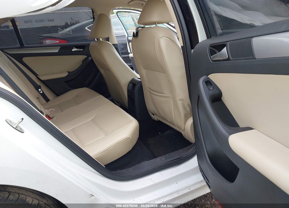 2017 VOLKSWAGEN JETTA 1.4T SE VIN: 3VWDB7AJ8HM255190
