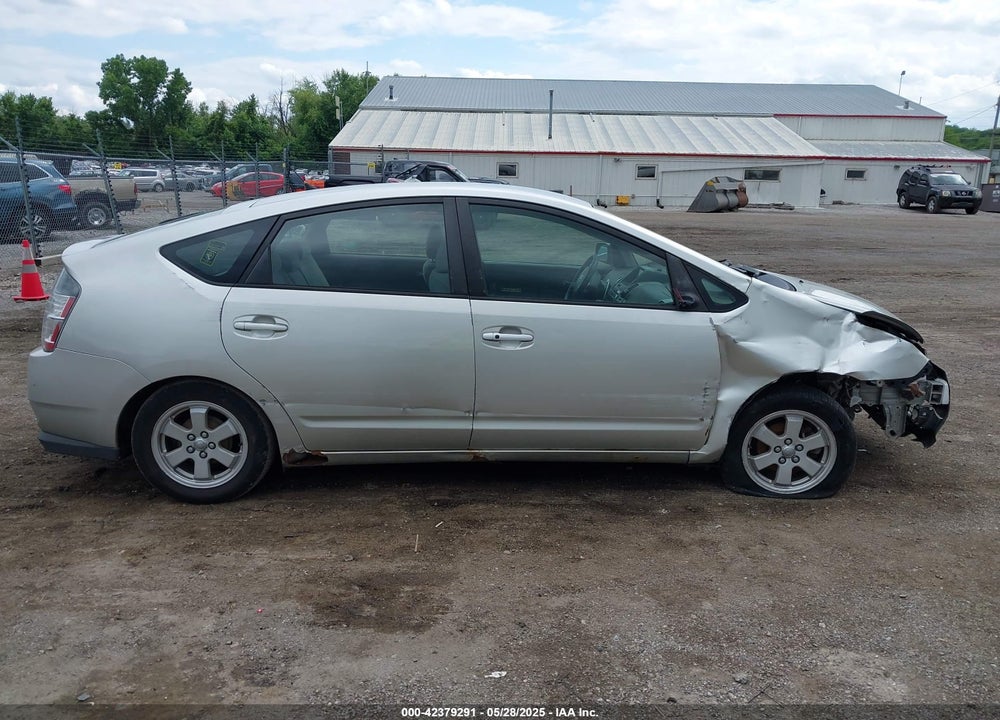 2005 TOYOTA PRIUS VIN: JTDKB20U553101428
