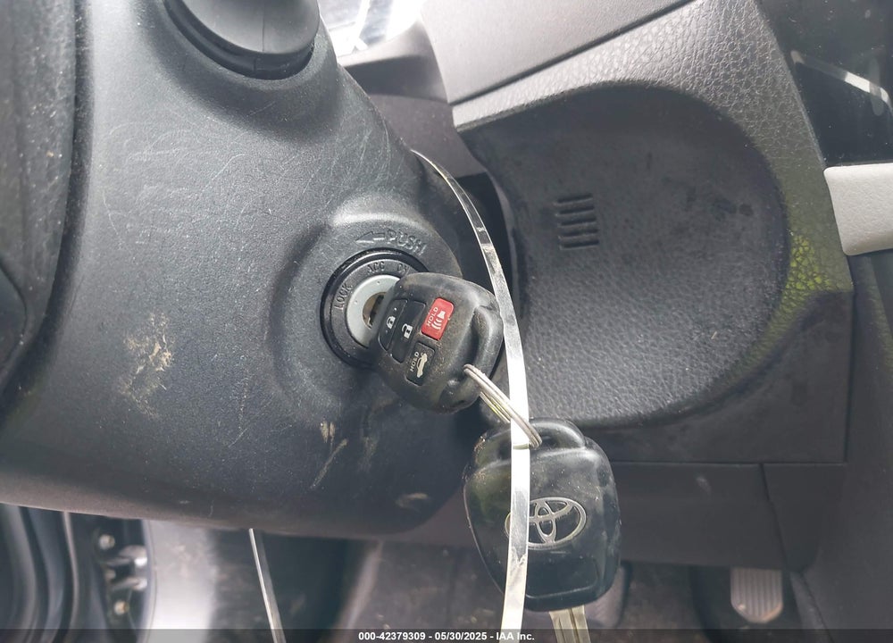 2014 TOYOTA COROLLA VIN: 2T1BURHE2EC052325