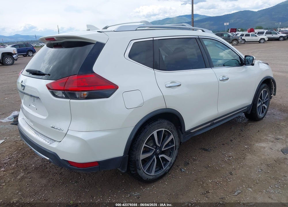 2017 NISSAN ROGUE VIN: JN8AT2MV4HW285750