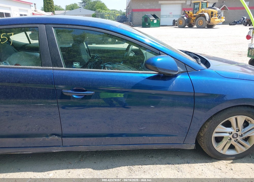 2020 HYUNDAI ELANTRA VIN: 5NPD84LF4LH502762