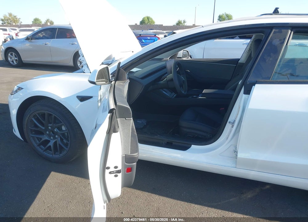 2025 TESLA MODEL 3 LONG RANGE REAR-WHEEL DRIVE VIN: 5YJ3E1EA7SF984435