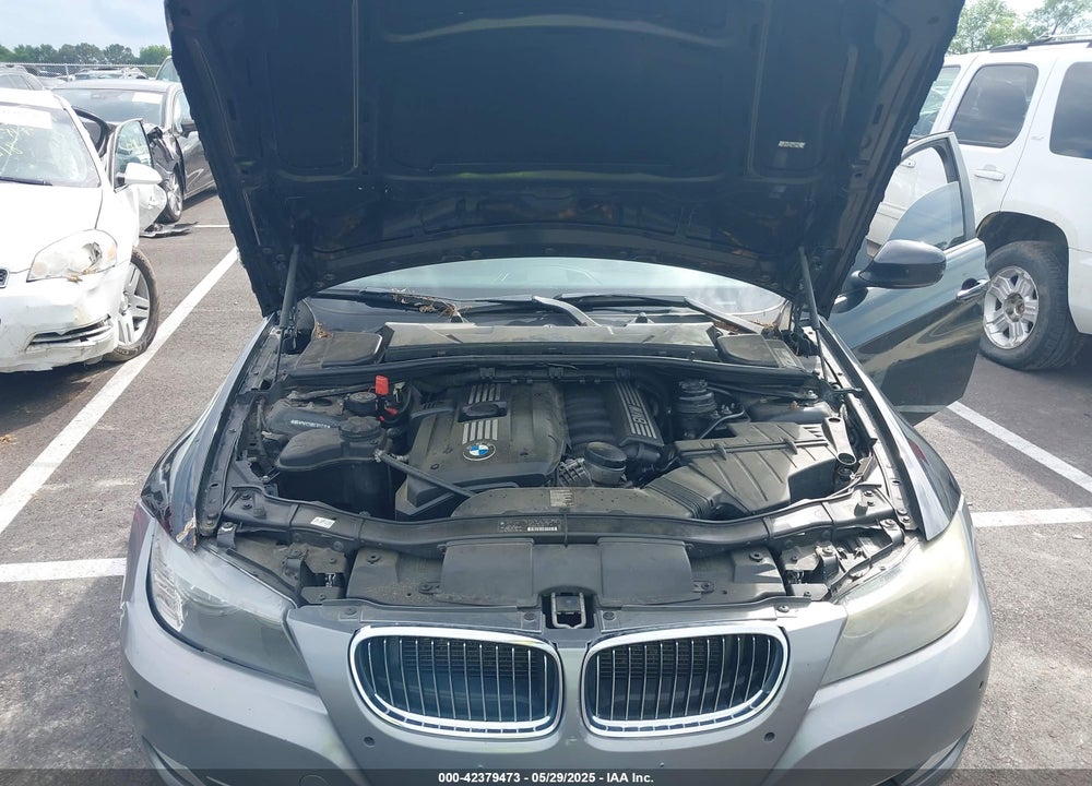 2011 BMW 3 SERIES VIN: WBAPH7C50BE681318