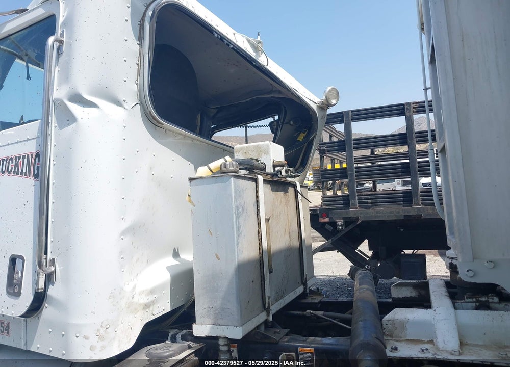 2015 PETERBILT 365 VIN: 1NPSL70XXFD277254